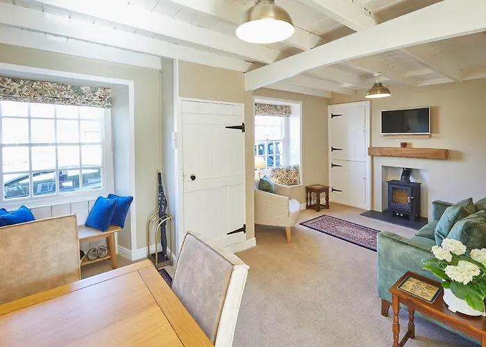 Host & - Holmlea Vakantiehuis Lockton